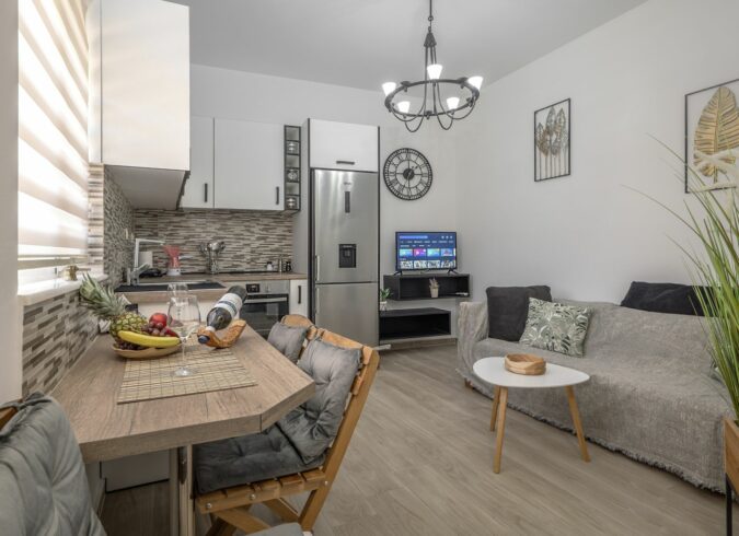Apartment 5